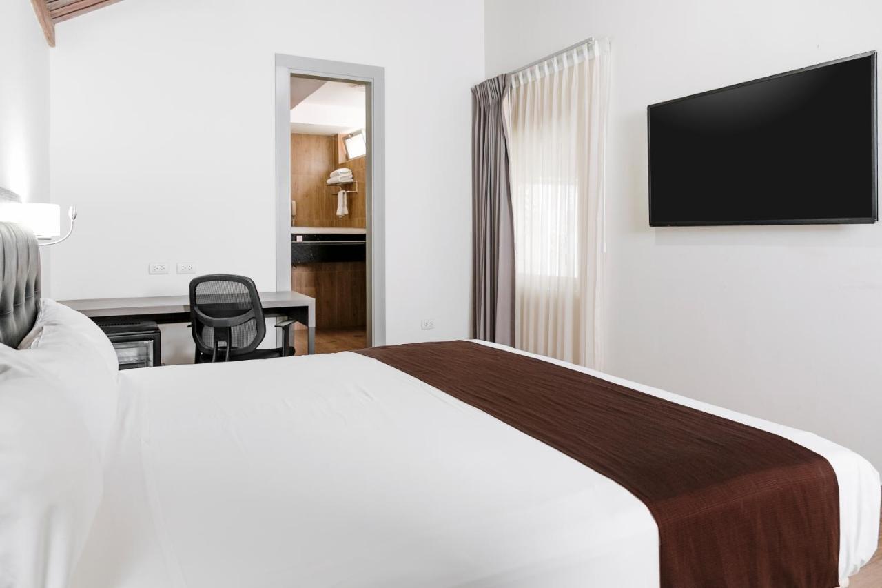 Hotel Wyndham Costa Del Sol 4*
